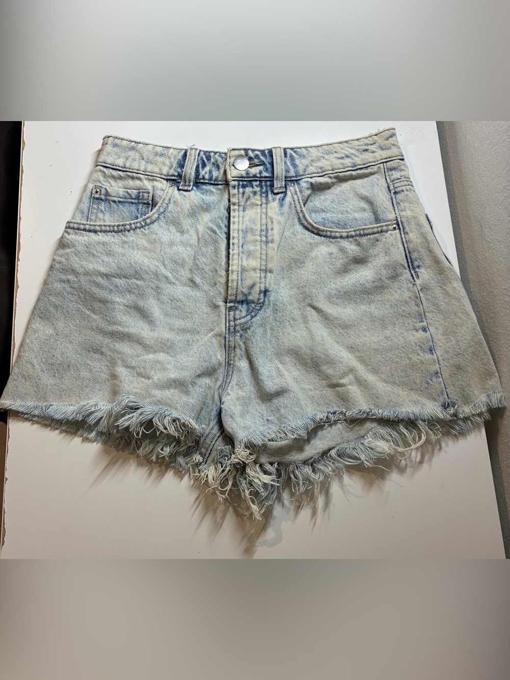 Zara Light Blue Frayed-Hem Denim Shorts